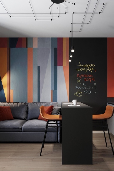 Яркая палитра и авангард: недорогой проект студии площадью 18 м² в смелых цветах