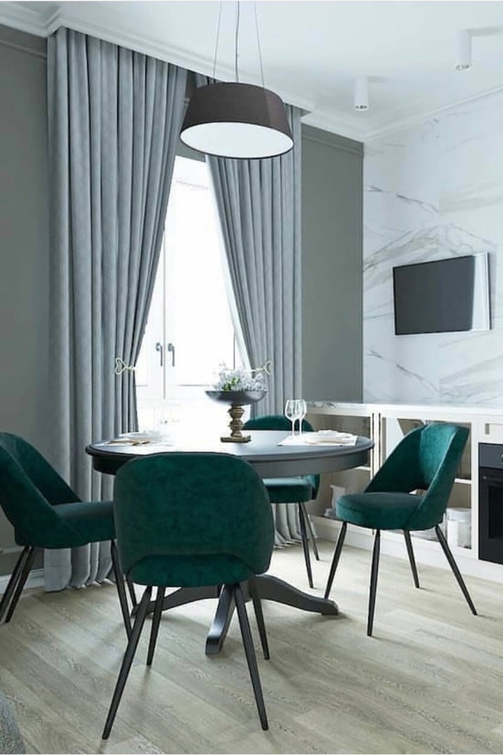 Элегантный стиль: интерьер однокомнатной квартиры площадью 42 м² в классическом стиле